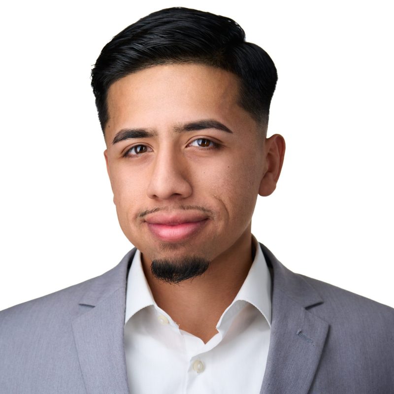 headshot of guy 3